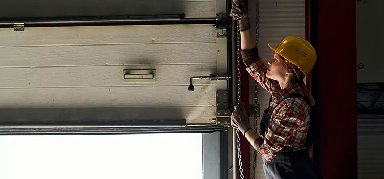 Addressing Common Garage Door Stoppage Issues in Wadsworth, OH