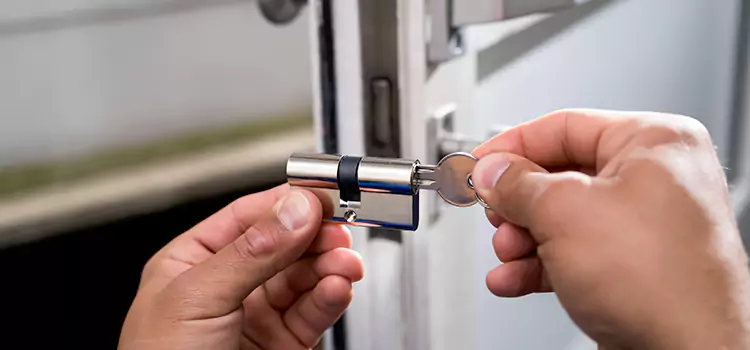 Emergency Locksmith for House Wadsworth