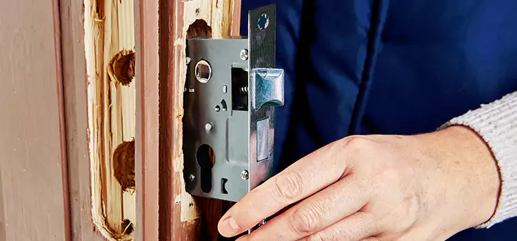 Garage Door Lock Replacement Wadsworth