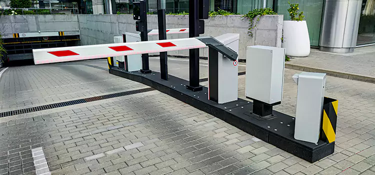 Custom Gate Design & Integration Wadsworth